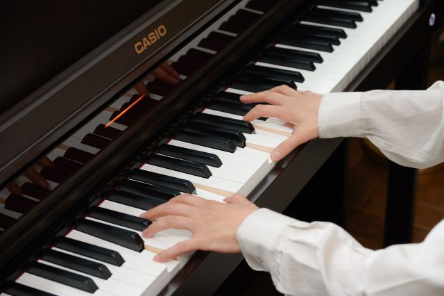 Casio presenta piano digital