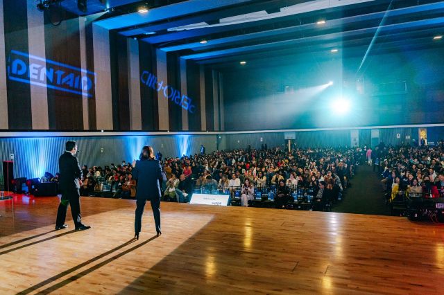 Más de mil odontólogos se reunieron en un evento científico de salud bucal en Perú