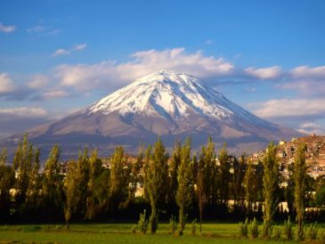 CINCO DESTINOS PARA VISITAR POR FIESTAS PATRIAS