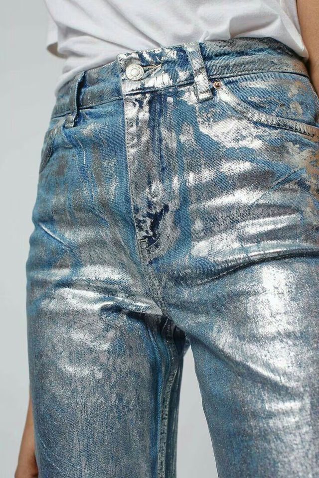 Personaliza tus jeans con la última tendencia 