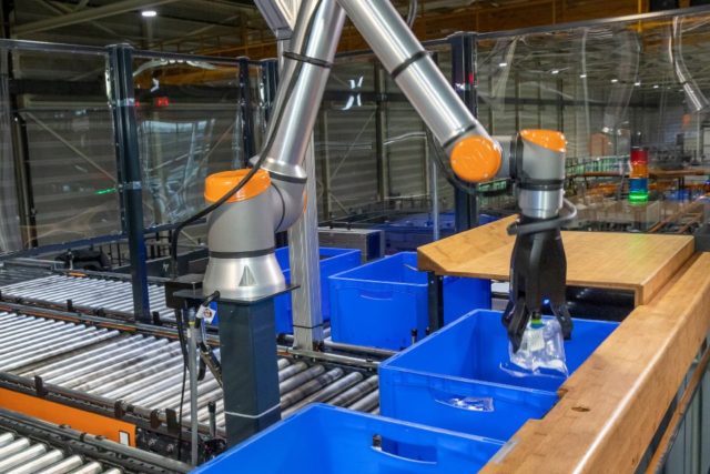 Vanderlande revoluciona la logística con su nuevo brazo robótico y sistemas inteligentes de picking