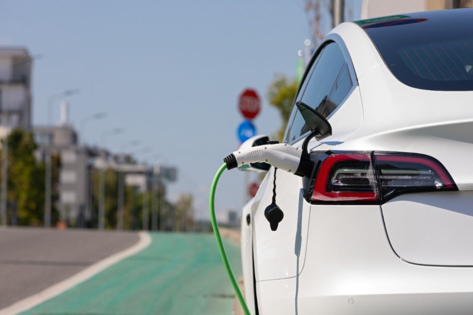 Venta de vehículos electrificados crece