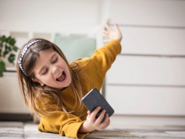 Día del Niño: Descubre el celular que tu hijo realmente necesita