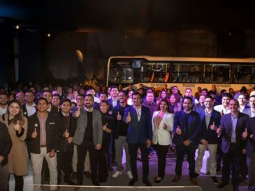 Divemotor lanza “Mercedes On Tour Buses y Vans" en Lima