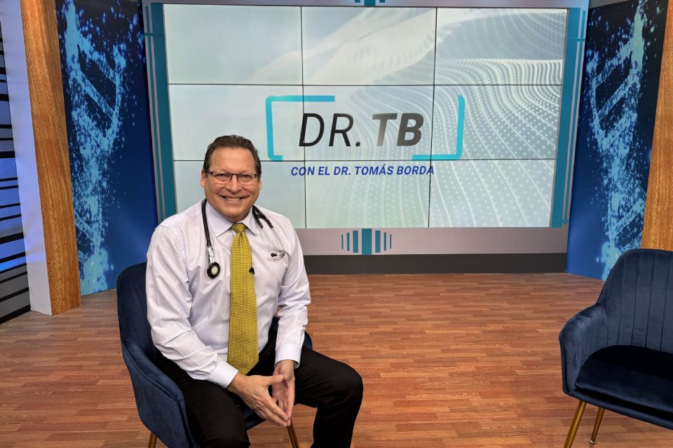 "Dr. TB" con Tomás Borda regresa a la televisión con nuevo programa de salud a través de TVPerú