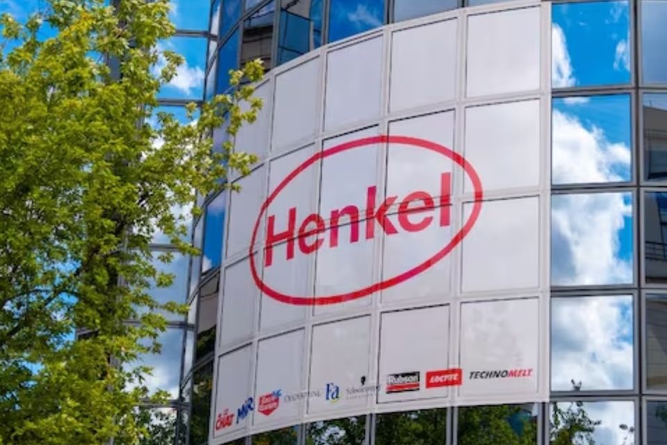 Henkel refuerza su compromiso