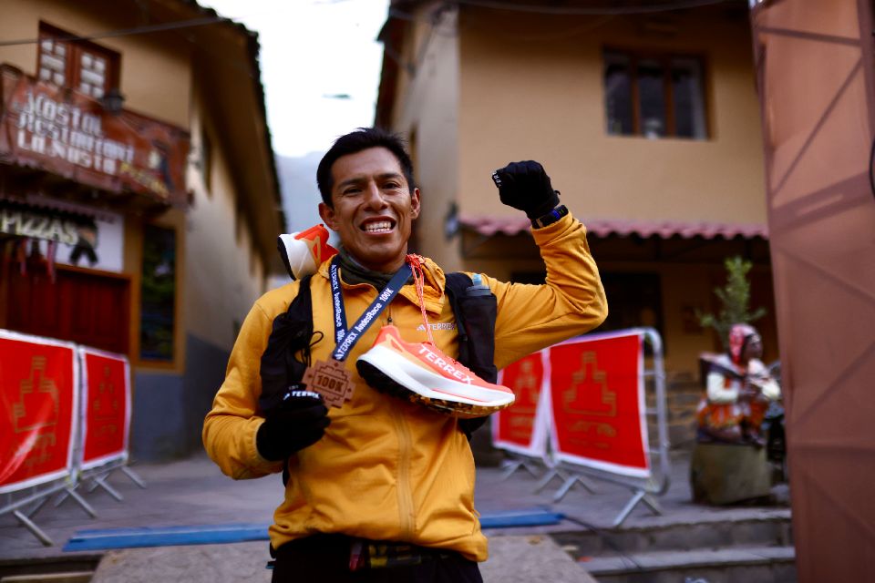 Víctor Ccanto logró el récord en el Andes Race 2024