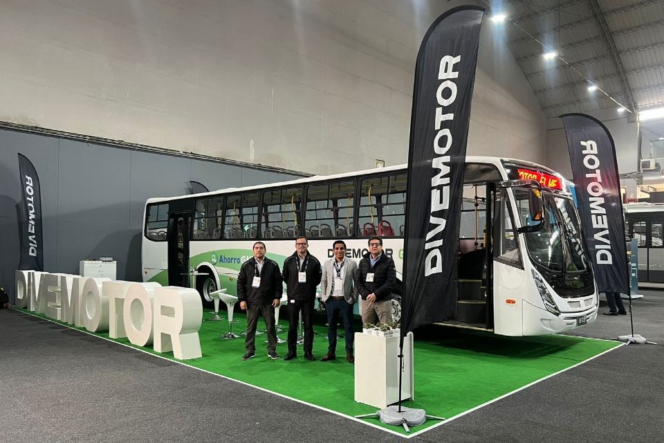 Divemotor Lanza el Innovador Bus a GNV para el Transporte Urbano de Lima