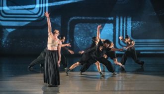 HEVIA DANCE COMPANY ESTRENA