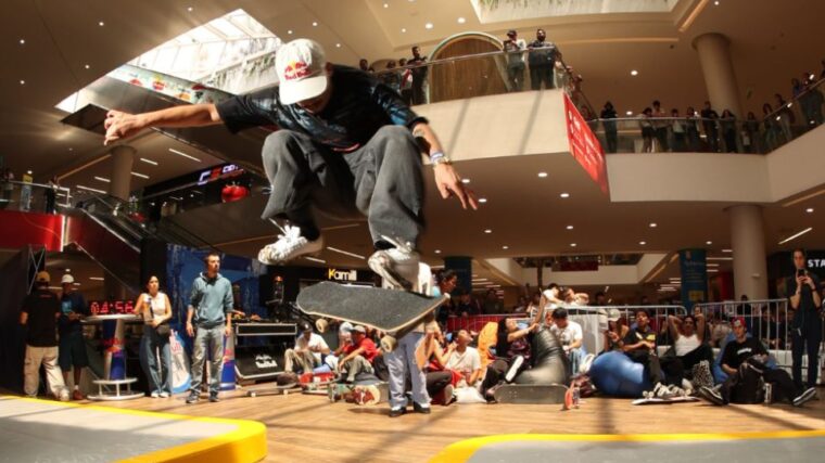 Skaters peruanos deslumbran en el escenario