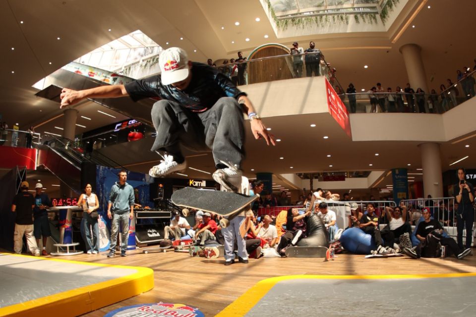 Skaters peruanos deslumbran en el escenario