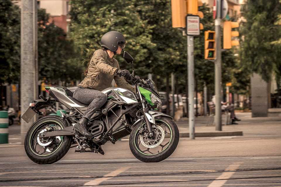 conducir una motocicleta