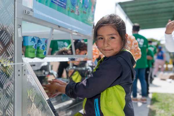 Starbucks y Planet Water Foundation se unen 