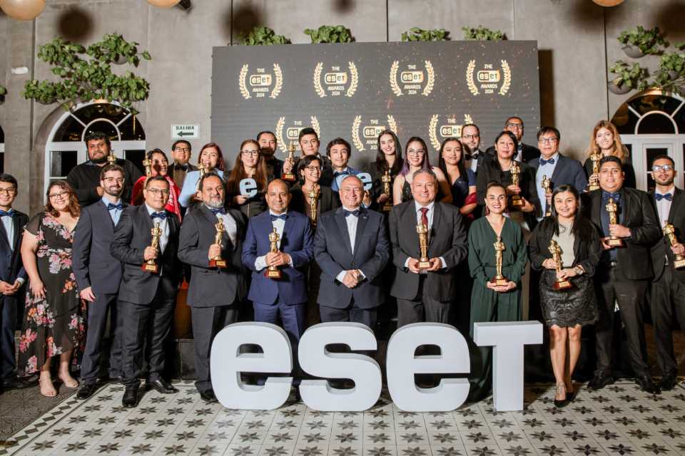 Ganadores del ESET AWARDS 2024 Perú