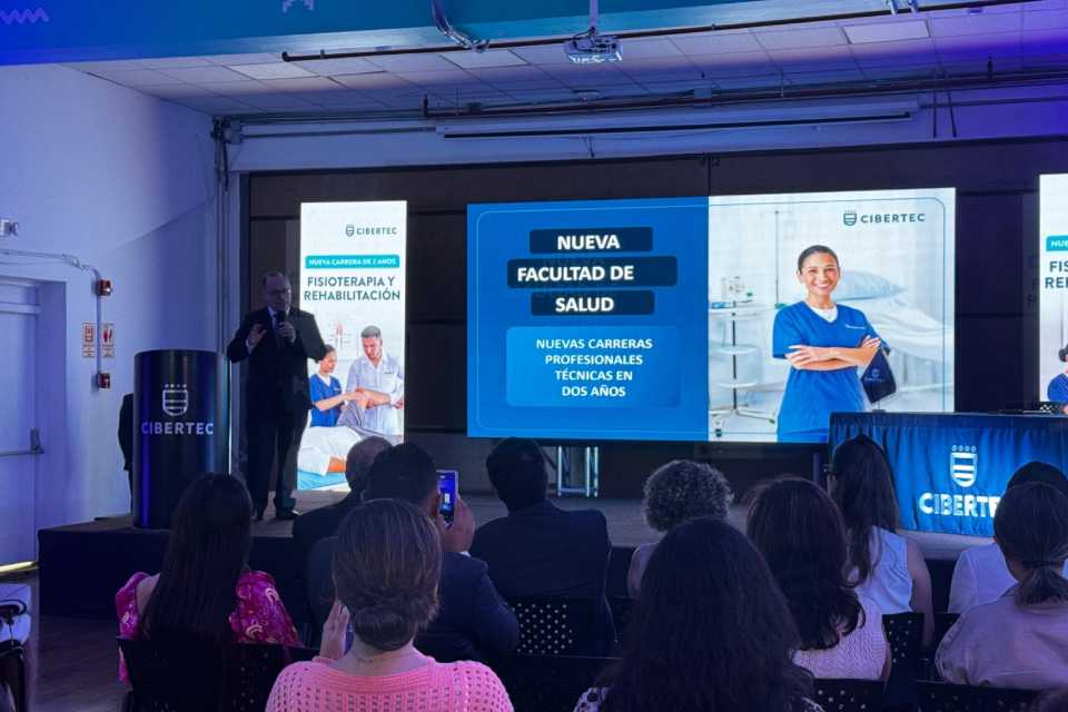 Cibertec presenta su nueva Facultad de Salud