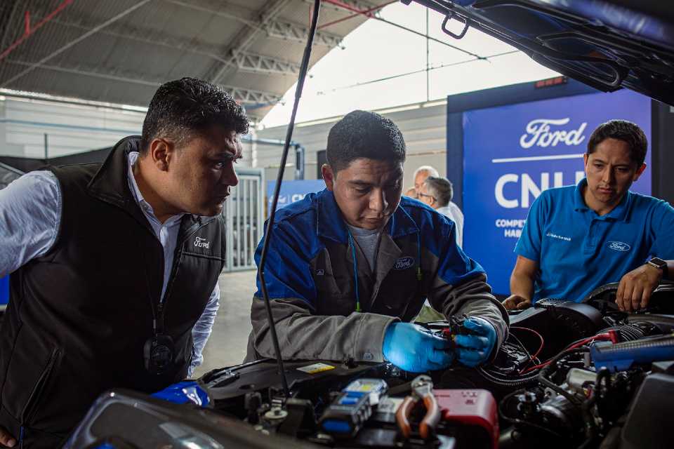 Ford Perú impulsa la excelencia