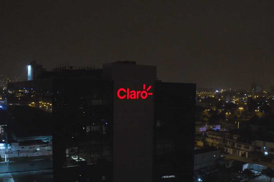 Claro Perú apoya la Hora del Planeta 2025 y refuerza su compromiso ambiental