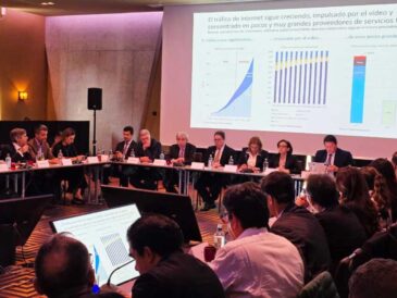 Más de 13 millones de peruanos incapaces de usar internet