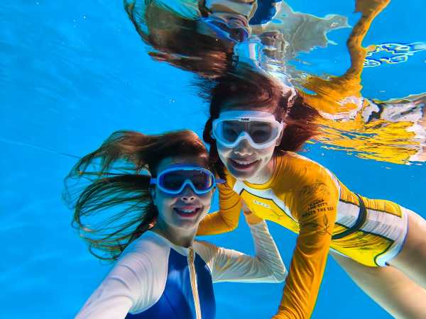 Crea contenido bajo el agua con el OPPO Reno13 F