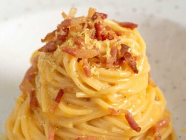 Celebra el Día mundial de carbonara