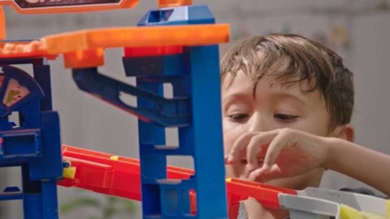 El juego mejora la salud, revela estudio de Mattel