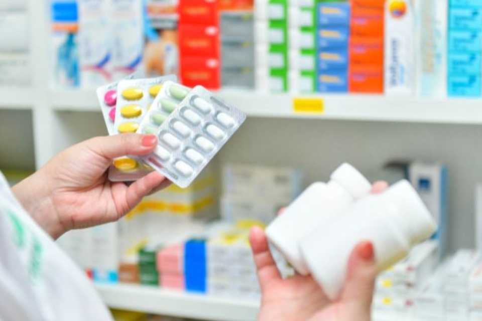 Piden que Digemid sea administrada por químico farmacéutico