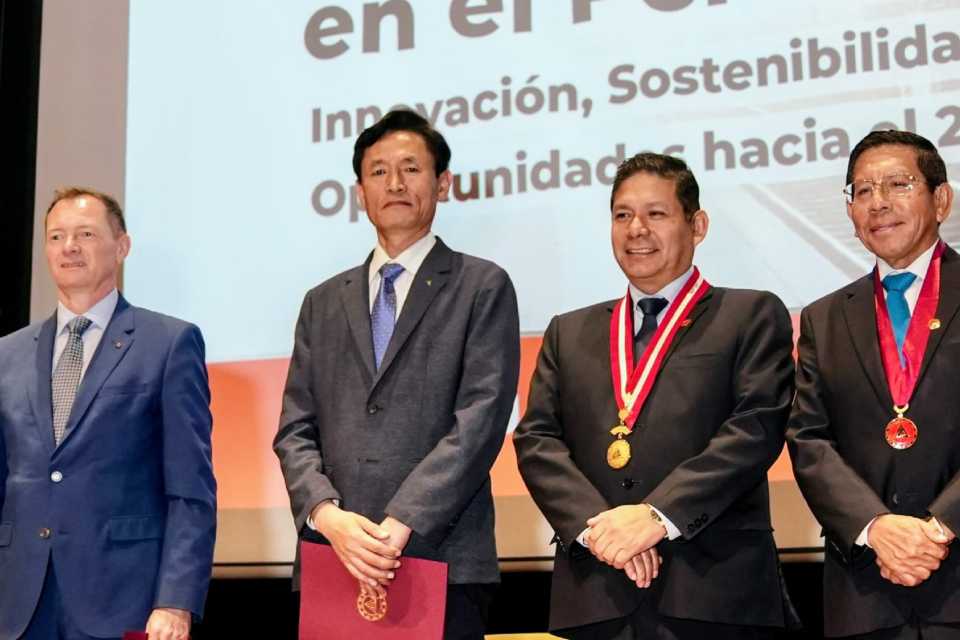 Cómo impulsar el desarrollo ferroviario nacional