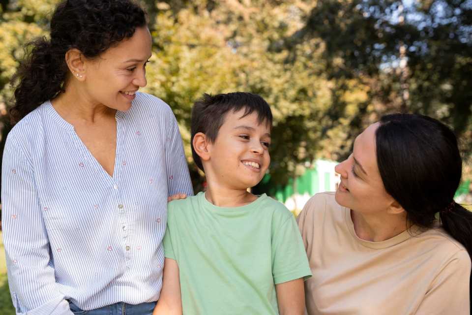 Cómo proteger la salud mental de niños y adolescentes
