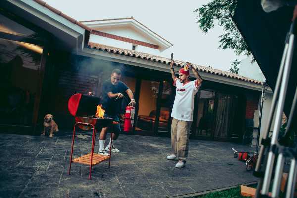 Carlos Carlín protagoniza su primer videoclip