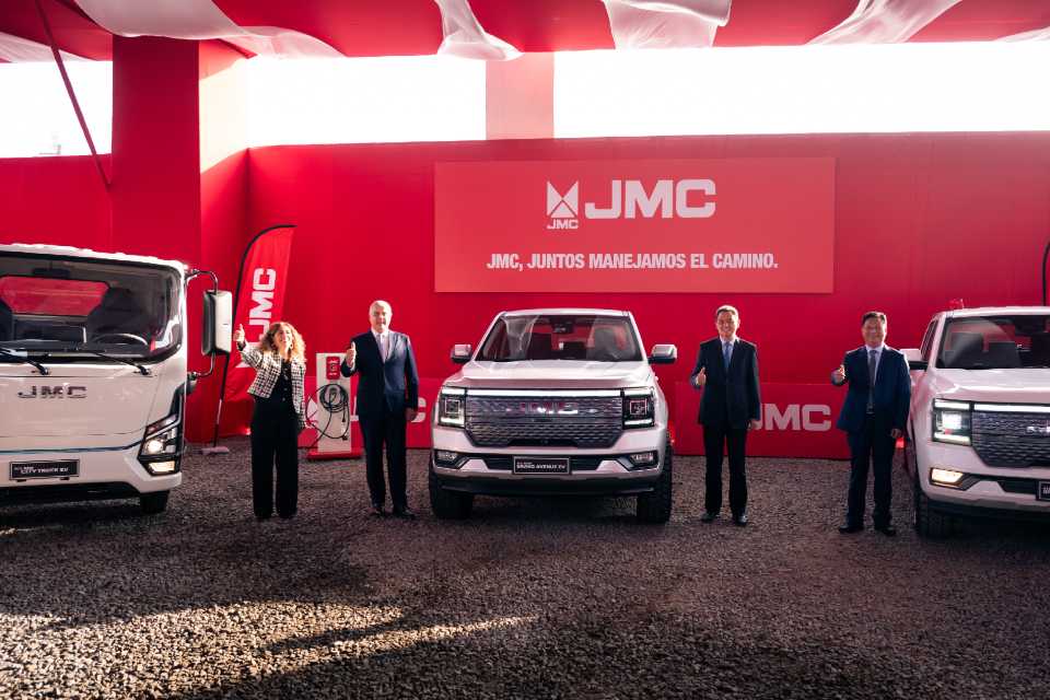JMC presenta nuevos modelos y versiones especializadas