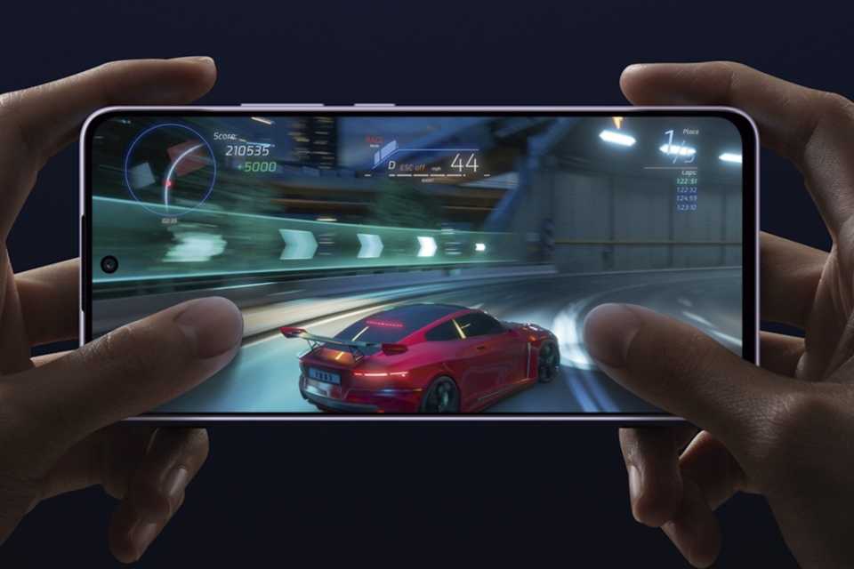 OPPO revoluciona el gaming móvil con el Reno13 F 5G