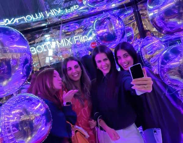 Xiaomi MIX Flip: el nuevo ícono de moda 