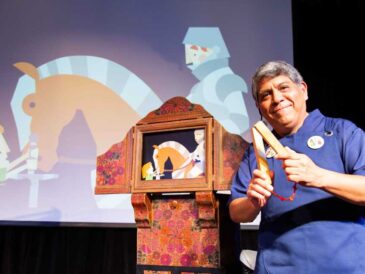 ¿Conoces la magia del teatro de papel?
