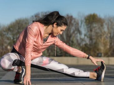 ¿Estas estirando correctamente? Lo que no sabías sobre los estiramientos antes y después de correr
