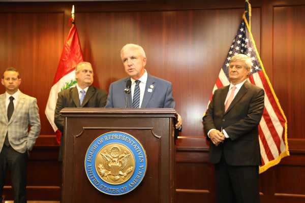 Presentan en el Capitolio libro por los 200 años de relaciones diplomáticas entre Perú y Estados Unidos