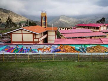 EL LUGAR QUE IMAGINAMOS: Proyecto mural comunitario