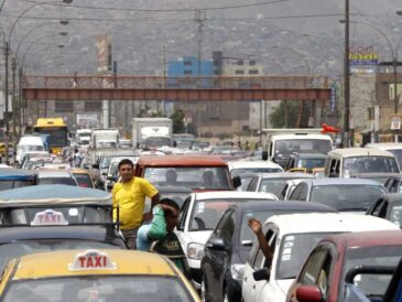 El Perú vs. Ecuador movió la ciudad