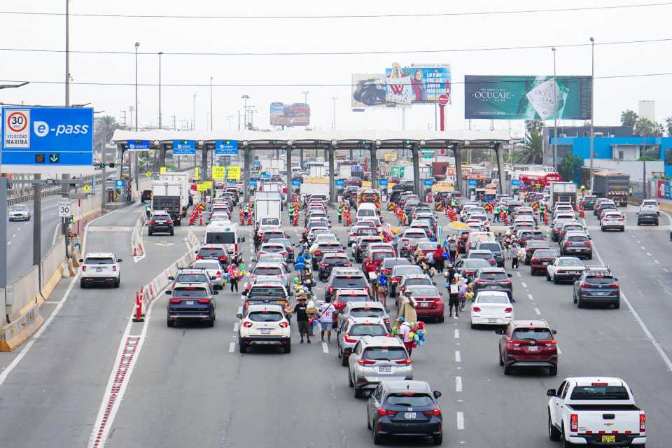 Flujo vehicular en Perú
