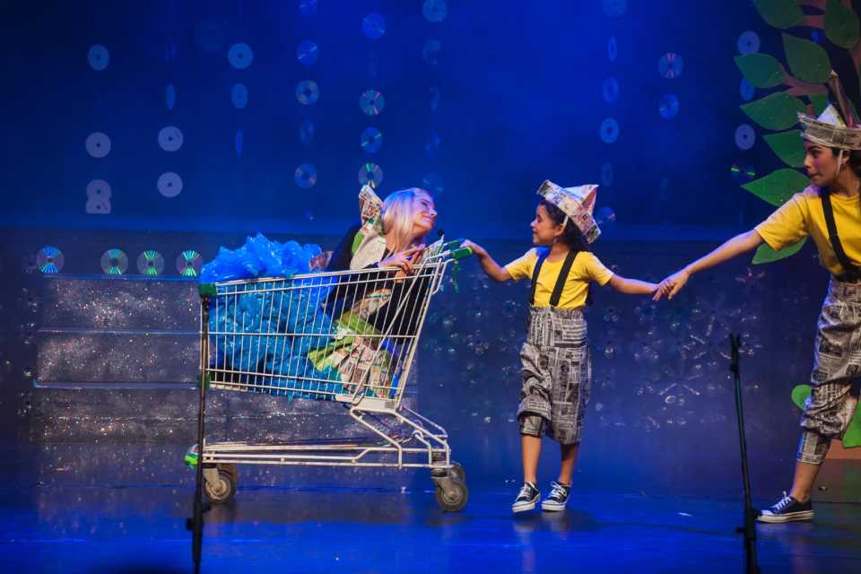 Gloria María Solari: “Debemos mejorar el mundo”