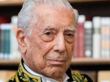 Homenaje a Mario Vargas Llosa.