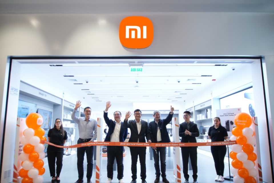 Xiaomi reúne a influencers en el Jockey Plaza