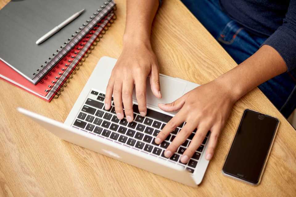 BRITÁNICO ofrece programa gratuito para profesores de inglés