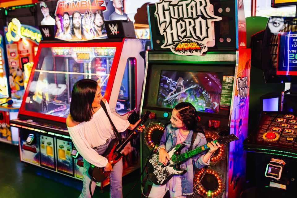 Celebra Fiestas Patrias en Coney Park