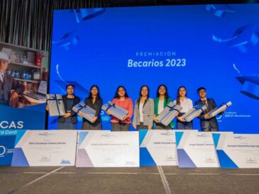 Financiera Confianza lanza convocatoria nacional de becas