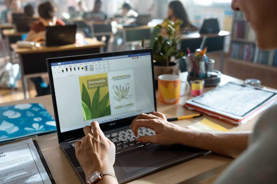 Los docentes peruanos transforman su día a día con la IA