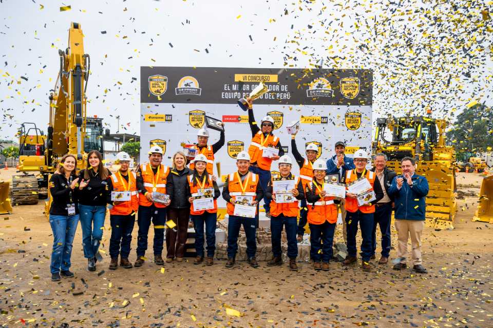 Premian al mejor operador de maquinaria del Perú