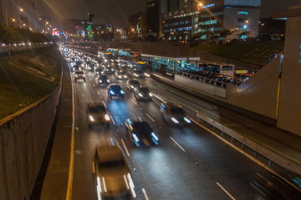 Tránsito colapsado: Velocidad en Lima cae