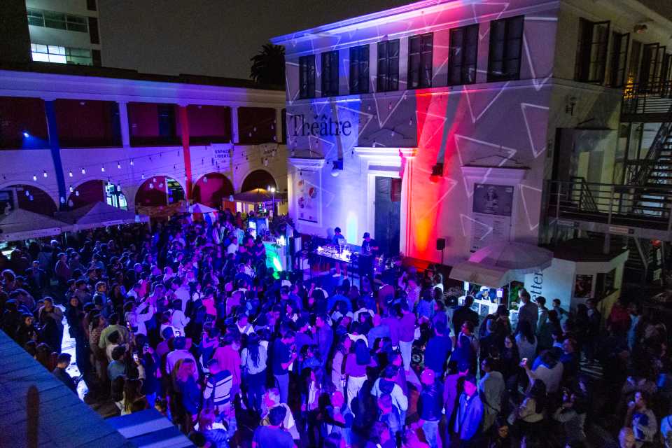 Vive una jornada al estilo francés