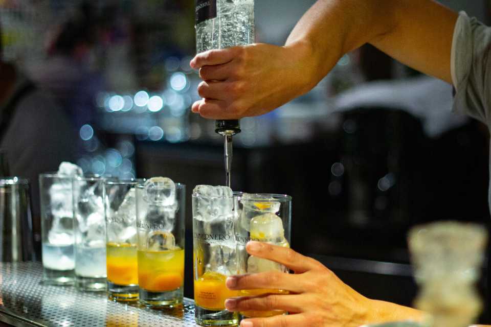 After office en Lima: qué hacer para relajarte después del trabajo