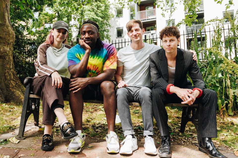 Bloc Party celebra 20 Años de Silent Alarm